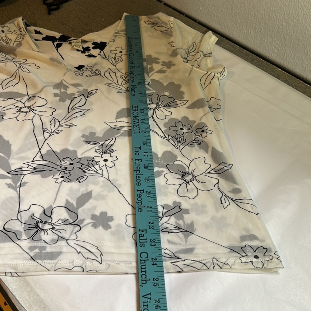 Valerie Separates floral blouse size XL - Picture 9 of 10